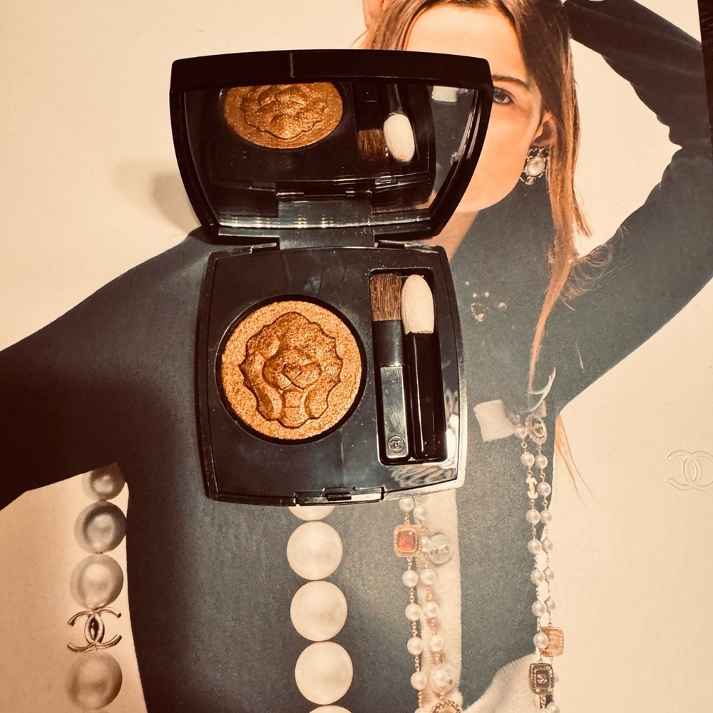 CHANEL Limited edition Ombré Premiere Longwear eyeshadow -907 Cuivre Lame